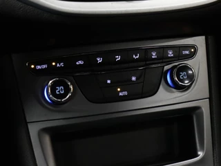 Opel Astra [TREKHAAK, PARKEERSENSOR V+A, NAVIGATIE, CRUISE CONTROL, CLIMATE CONTROL, NIEUWSTAAT] - afbeelding nr 15