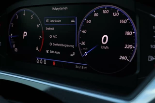 Volkswagen Tiguan Volkswagen Tiguan 1.5 TSI / 2x R-Line / Black Style / Virtual Cockpit / Camera / Matrix LED / Trekhaak / 20