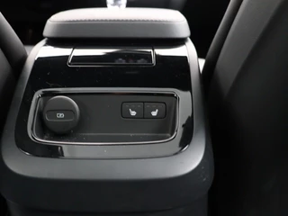 Volvo V60 Volvo V60 T6 PLUG-IN HYBRID LONG RANGE PLUS DARK SCHUIFDAK 360GR CAM TREKH - afbeelding nr 30