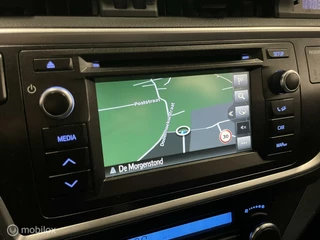 Toyota Auris Toyota Auris 1.8 Hybrid Executive APK-4/2026 NAV BT CAMERA - afbeelding nr 16