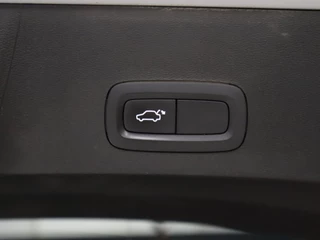Volvo XC40 Volvo XC40 1.5 T5 Twin Engine Momentum Pro [SCHUIFKANTELDAK, APPLE CARPLAY, ANDROID, HALF LEDER, STOELVERWARMING V+A, PDC ACHTER, CRUISE, NIEUWSTAAT] - afbeelding nr 20