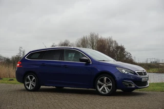 Peugeot 308 Peugeot 308 SW 1.2 130PK GT-line AUT | Magnetic Blue Metallic | Full-LED/CAM/NAV/Clima/Cruise - Super Sportief! - afbeelding nr 11