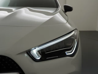 Mercedes-Benz CLA Mercedes-Benz CLA 200 AMG Shooting Brake // Panoramadak // Memory // Keyless // Carplay // Nightpakket // MultiBeam - afbeelding nr 8