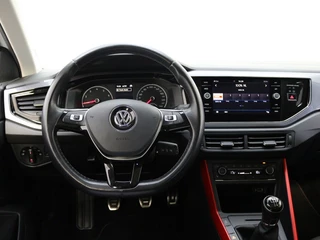 Volkswagen Polo Volkswagen Polo 1.0 TSI Highline Business R | Panoramadak | Parkeersensoren | - afbeelding nr 3
