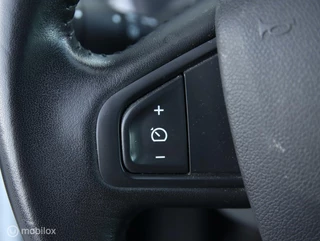 Renault Mégane Renault Mégane 1.5 dCi Limited S&S | Navigatie | Rijklaar !! - afbeelding nr 10