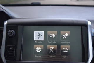 Peugeot 2008 | NL-Auto | Pano.dak | Nav | Cruise Contr | Climate Contr | PDC | Trekhaak | NAP - afbeelding nr 17