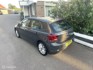 Volkswagen Polo Volkswagen Polo 1.0 TSI 95PK HiGHLINE DSG AUTOMAAT ADAPTIVE CRUISE CONTROLE PARKEERSENSOREN CARPLAY ZEER NETTE AUTO!! - afbeelding nr 3