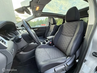 Nissan QASHQAI Nissan Qashqai 1.2 Premier Edition 2014 / Camera / Keyless / Panoramadak / Trekhaak / Dealeronderhouden / 1e eigenaar NAP - afbeelding nr 12