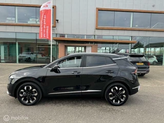 Kia Sportage Sportage 1.6 T PHEV 265pk  65 km Volledig elektr. rijden hierna Hybride aandrijving , 19 inch Velgen , Priveglas,  Navigatie + Camera achter 4x Stoel & Stuur verwarming , Led koplampen , - afbeelding nr 2