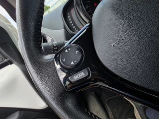 Peugeot 108 Peugeot 108 1.0 e-VTi Allure AUT! Camera! Apk 2-2027! Zondag OPEN! - afbeelding nr 18