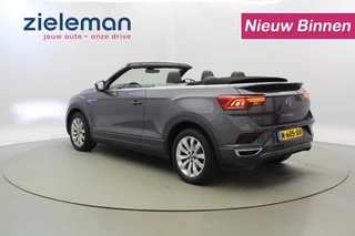 Volkswagen T-Roc Volkswagen T-Roc Cabrio 1.5 TSI R-Line Automaat - Carplay, Cruise, Stoelverw. - afbeelding nr 2