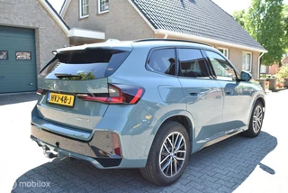 BMW X1 BMW X1 2.5 E  Aut  Hybrid M Sportpakket Cape York green met - afbeelding nr 4