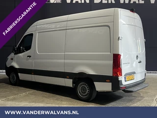 Mercedes-Benz Sprinter Mercedes-Benz Sprinter 317 CDI 170pk L2H2 Fabrieksgarantie Euro6 Airco | Camera | Navigatie | Apple Carplay | Cruisecontrol | Chauffeursstoel Android Auto, Stoelverwarming, Parkeersensoren, Bijrijdersbank - afbeelding nr 2