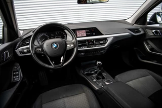 BMW 1 Serie BMW 1-serie 116i | Navi | PDC | Apple Carplay | Cruise | DAB | 17 inch | - afbeelding nr 4