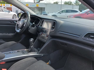 Renault Mégane Estate 1.3 TCe 116pk Limited | Origineel NL | Navi | Apple Carplay+Android Auto | Clima | Cruise | Keyless Entry | Pdc | Licht+Regensensor | Privacy Glass | 16''lm - afbeelding nr 28