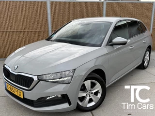 Škoda Scala 1.0 TSI Sport Business Automaat | Trekhaak uitklapbaar | Steel Grey | Achteruitrijcamera | Stoelverwarming | LED verlichting | Climate & cruise control | Keyless start | Regensensor | Parkeersensoren achter