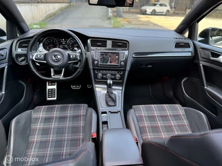 Volkswagen Golf Volkswagen Golf 2.0 TSI GTI Performance |Pano |Akra |CarPlay - afbeelding nr 20
