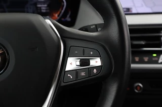 BMW 1 Serie BMW 1-serie 118i Sport Black Edition Navi Cruise CarPlay NAP - afbeelding nr 11