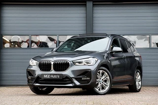 BMW X1 BMW X1 xDrive25e Sportline /LED/PANODAK/ACC/KEYLESS/CARPLAY/STOEL+STUURVERW./HUD! - afbeelding nr 1