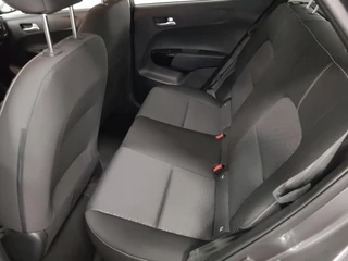 Kia Picanto Kia Picanto 1.0 DPi Automaat DynamicLine | Navigatie | Apple Carplay/Android Auto | Airco | Camera | DAB | Lichtmetalen velgen | Bluetooth - afbeelding nr 10