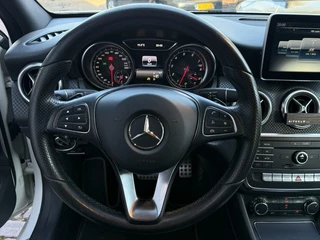 Mercedes-Benz A-Klasse Mercedes A-klasse 180 AMG Leer / Groot Scherm / Camera - afbeelding nr 9