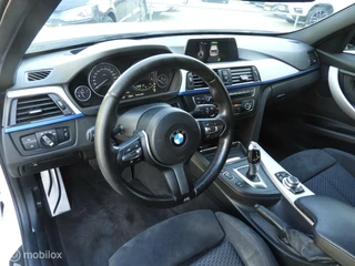 BMW 3 Serie BMW 3-serie Touring 320d M Sport Edition - afbeelding nr 18
