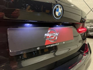 BMW 3 Serie BMW 3 Serie Touring 330e xDrive M-Sport PANO/LASER/360CAMERA/ADAPTIVE M-ONDERSTEL/ACC/LEER-ALCANTARA/19