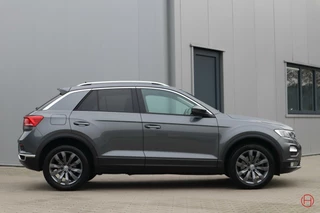 Volkswagen T-Roc Volkswagen T-Roc 1.0 TSI Style / CarPlay / PDC / Navigatie / Indiumgrau metallic - afbeelding nr 36