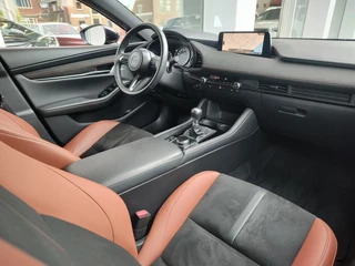 Mazda 3 Alcantara | Elek. stoelen | Keyless | Bose - afbeelding nr 9