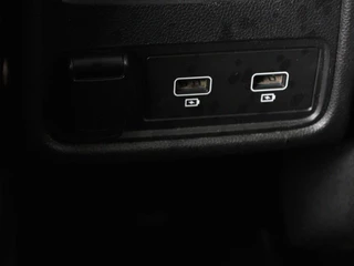 Renault Captur Renault Captur 1.6 E-Tech Plug-in Hybrid 160 Intens |  Adaptive cruise | Stuurverwarming | Carplay | Full LED | Keyless | Navigatie | Parkeerhulp - afbeelding nr 31