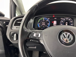 Volkswagen e-Golf Aut. *VIENNA-FULL-LEATHER | HEAT-PUMP | ADAPTIVE-CRUISE | FULL-LED | HEATED-SEATS | BLIS | DIGI-COCKPIT | NAVI-FULLMAP | SPORT-SEATS | CCS-FASTLOADER | KEYLESS | DAB+ | ECC | AMBIENT-LIGHT | - afbeelding nr 18