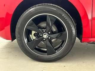 Škoda Kamiq Škoda Kamiq 1.0 TSI Monte Carlo DSG Automaat | Panoramadak | Sportstoelen | Apple Carplay/Android Auto - afbeelding nr 31
