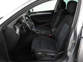 Volkswagen Passat Volkswagen Passat 1.4 TSI PHEV GTE Business | Adaptive cruise |  Camera | Carplay | Stoelverwarming | Massage | Navigatie | Full LED - afbeelding nr 4