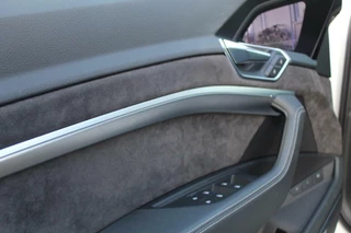 Audi e-tron Audi e-tron e-tron 55 quattro/trekhaak/RSstoelen/360cam/Pano - afbeelding nr 55