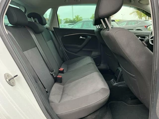 Volkswagen Polo Volkswagen Polo 1.2 TSI Comfortline LED Lichtmetaal Cruise Climate - afbeelding nr 17