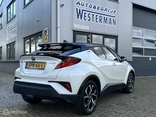 Toyota C-HR Toyota C-HR 1.8 Hybrid Executive Bi Tone Acc Clima Stoel verw. Led 18