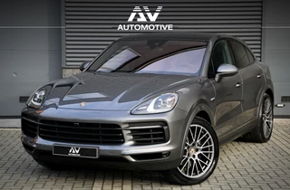 Porsche Cayenne - 156179495-0