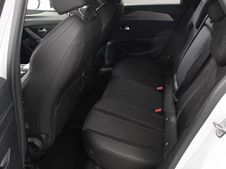 Peugeot 308 Peugeot 308 1.2 PureTech GT Climate control Adaptive cruise control Parkeersensoren Achteruitrijcamera Navigatie Voorstoelen verwarmd LED Apple Carplay/ Android Auto - afbeelding nr 11