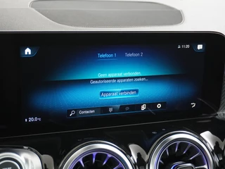 Mercedes-Benz GLB Mercedes-Benz GLB 200 AMG // Panoramadak // Sfeerverlichting // Carplay // Nightpakket // Camera // LED - afbeelding nr 31