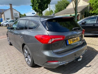 Ford Focus Ford Focus WAGON 1.5 ECOBLUE TITANIUM AUT. / CARPLAY / NAVI / TREKHAAK - afbeelding nr 4