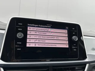 Volkswagen T-Roc Volkswagen T-Roc 1.5 TSI 150pk DSG Style | Acc | Lane | Camera - afbeelding nr 38