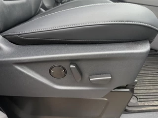 Ford Tourneo Custom Ford Tourneo Custom 340 2.5 PHEV L2H1 Titanium X | SCI | 232pk | 8 pers | PLUG-IN Hybrid | 1.850kg Trekgewicht | Adaptieve Cruise | Winterpack | Incl. BTW/BPM | Verlengde Fabrieksgarantie tot 10-2028 - afbeelding nr 38
