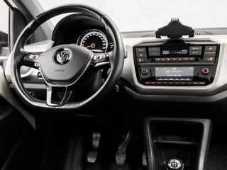 Volkswagen up! (SCHUIFDAK, LEDER, BLUETOOTH, STOELVERWARMING, GETINT GLAS, PARKEERSENSOREN, CRUISE, ZWART HEMEL, LM VELGEN, NIEUWSTAAT) - afbeelding nr 7