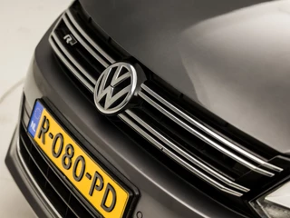 Volkswagen Tiguan Volkswagen Tiguan 1.4 TSI R-Line Sport 150Pk Automaat (PANORAMADAK, NAVIGATIE, XENON, CAMERA, LEDEREN SPORTSTOELEN, STOELVERWARMING, KEYLESS, CRUISE, NIEUWE APK, NIEUWSTAAT) - afbeelding nr 36