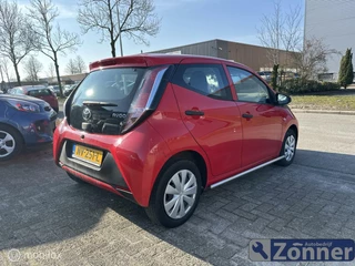 Toyota Aygo Toyota Aygo 1.0 VVT-i x - afbeelding nr 3