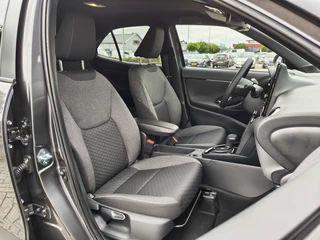 Toyota Yaris Cross Toyota Yaris Cross 1.5 Hybrid 130 Dynamic | Comfort Pack | Sensoren v/a | Stoelverw - afbeelding nr 30