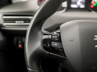 Peugeot 308 (PANORAMADAK, APPLE CARPLAY, GROOT NAVI, 360 CAMERA, SPORTSTOELEN, ADAPTIVE CRUISE, TREKHAAK, NIEUWSTAAT) - afbeelding nr 19