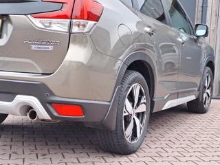 Subaru Forester | Trekhaak | Pano | All-seasons | Leder | LMV 18