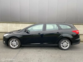 Ford Focus Ford Focus Wagon 1.0 Titanium * NWE DISTRIBUTIE + GARANTIE * - afbeelding nr 3