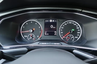 Volkswagen T-Cross Volkswagen T-Cross 1.0 TSI 110PK ACTIVE, Navi, Clima, Apple Carplay/ Android Auto, etc. - afbeelding nr 22